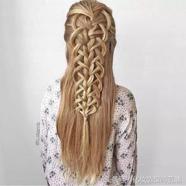 觉得直发好看,直发适合的编发