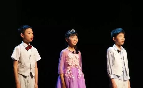 昆山儿童主持人培训班哪个好,昆山金鹰少儿口才培训