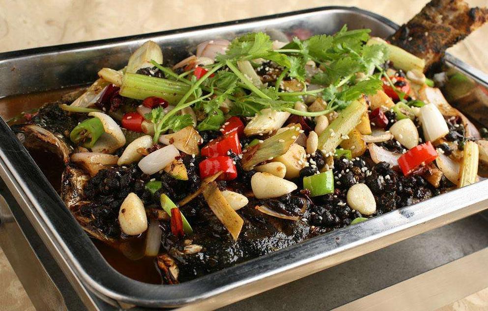 豆豉烤鱼和蒜香烤鱼哪个好吃,重庆烤鱼为啥有股怪味道