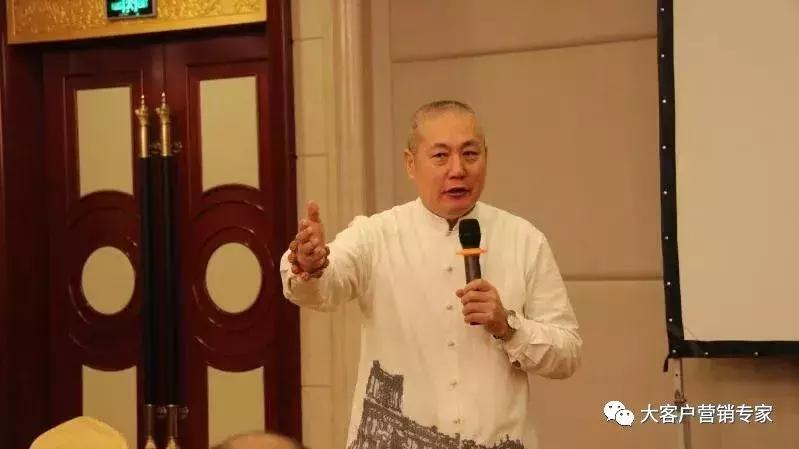 让陌生人爱上你的技巧,让顾客无可救药的爱上你的产品