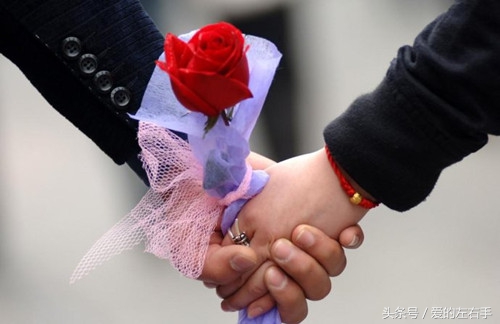 和男朋友的朋友一起吃饭如何相处,如何跟一个不爱说话的男朋友相处