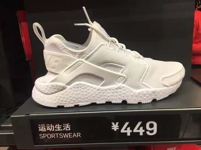 时代广场奥特莱斯打折店,katespade是什么档次