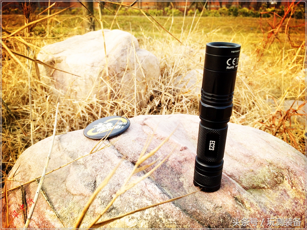 奈特科尔强光手电筒测评,nitecore奈特科尔10000流明手电筒