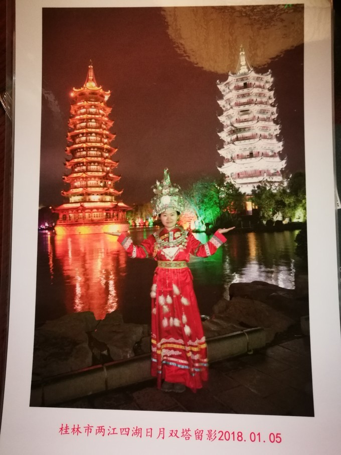 烟雨朦胧中的桂林山水,最简单桂林阳朔西街风景写生图片