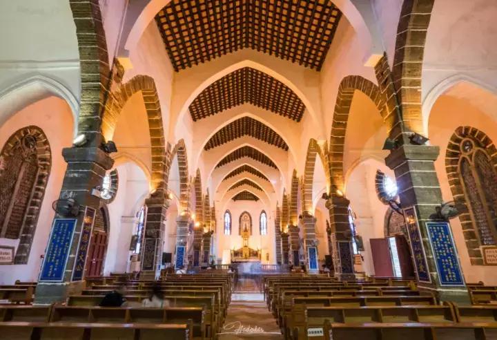 国内风景最好的旅游景点冬天,国内各地最美的十大自驾游线路