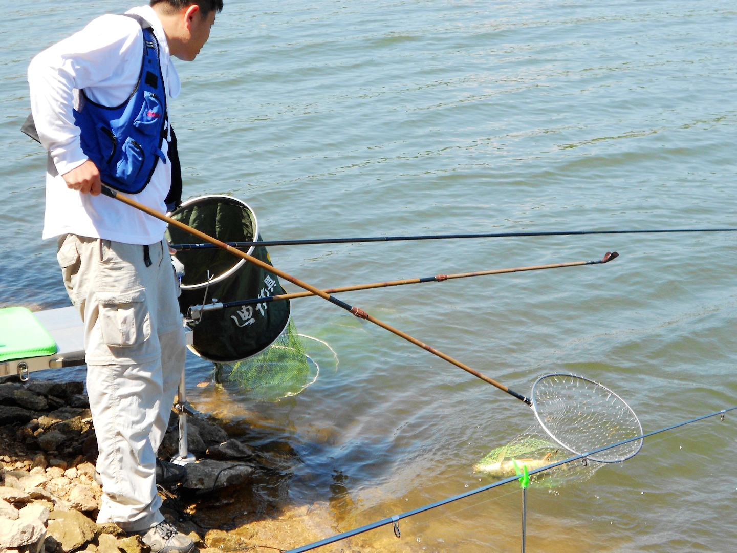 野钓意境图,意境泛舟钓鱼图