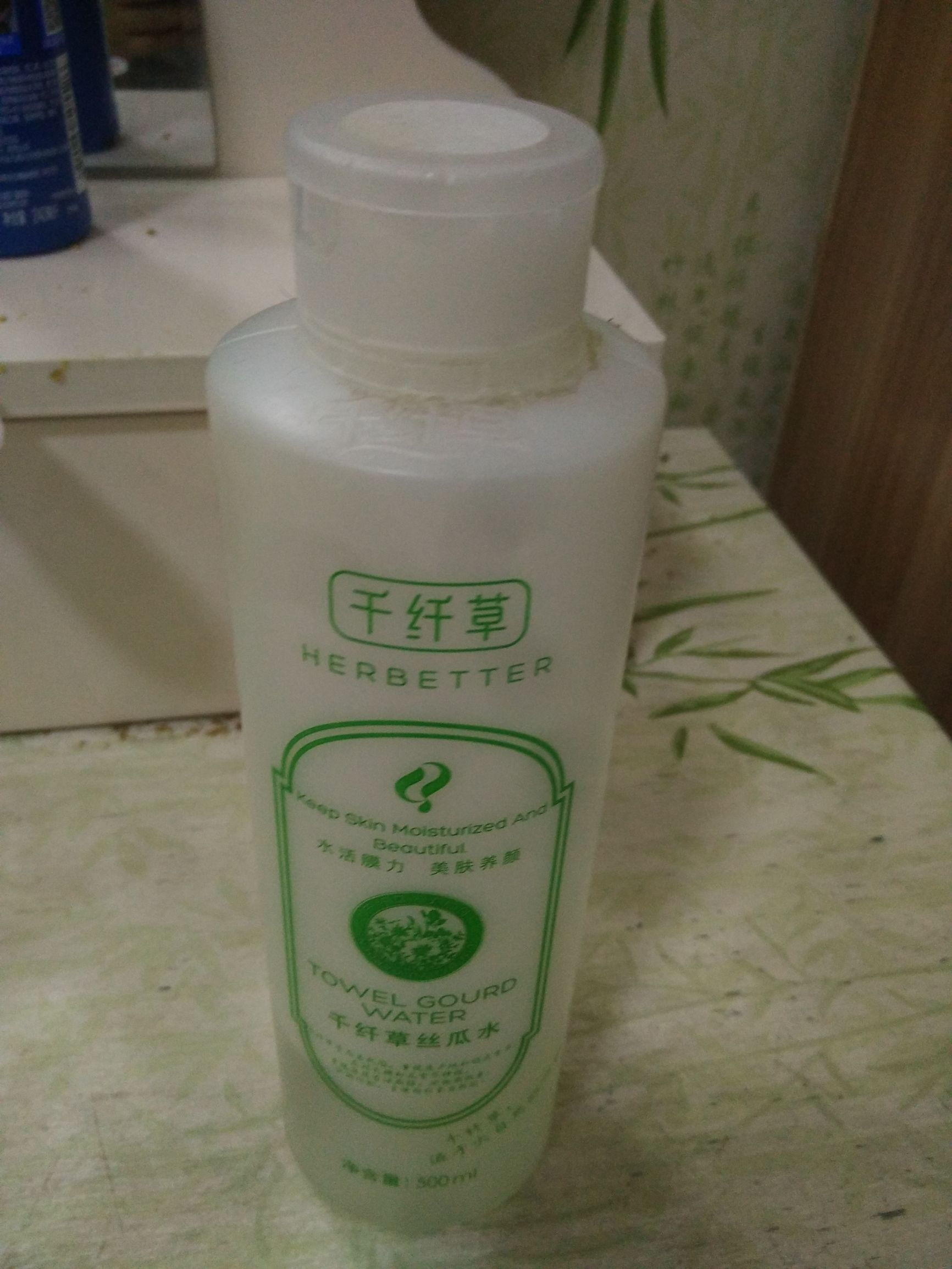 推荐几款护肤品好用又不贵,好用便宜可以修复敏感肌的护肤品