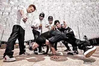 不减震易搭配怎么跳街舞?街舞必备5款鞋!