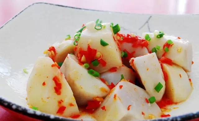 芋头简单又好吃的做法,芋头这样做超好吃既简单又美味