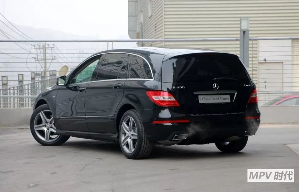 奔驰商务r系列最高配是哪一款车,奔驰商务车的最高境界