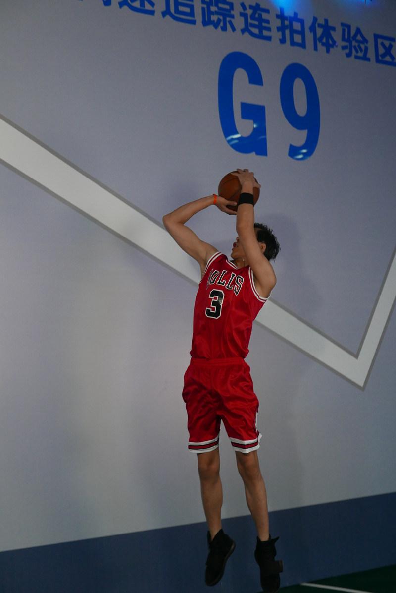 松下无反新旗舰G9首次国内亮相