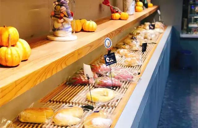 别再沉迷脏脏包了！咬上一口舌头都在雀跃的欧包，才是你的真爱！