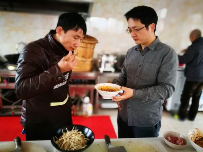 大学生做销售的失败案例,大学生餐饮创业失败