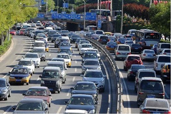 B2R2b盛行，这个冬天余杭街道的修理厂不再冷