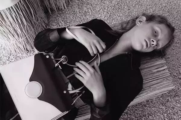 mk包和coach包哪个好看,coach包推荐款百搭