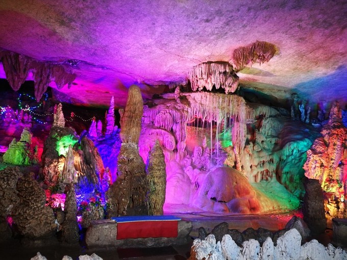 烟雨朦胧中的桂林山水,最简单桂林阳朔西街风景写生图片