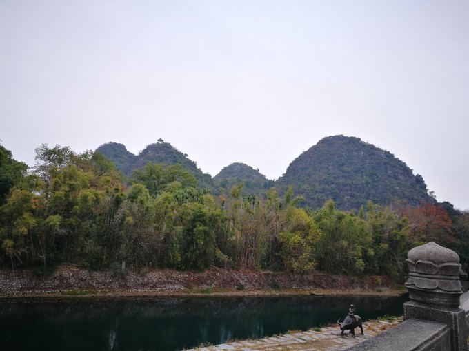 烟雨朦胧中的桂林山水,最简单桂林阳朔西街风景写生图片
