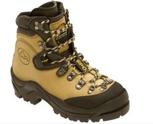 这8类户外用鞋，看完再也不会穿错