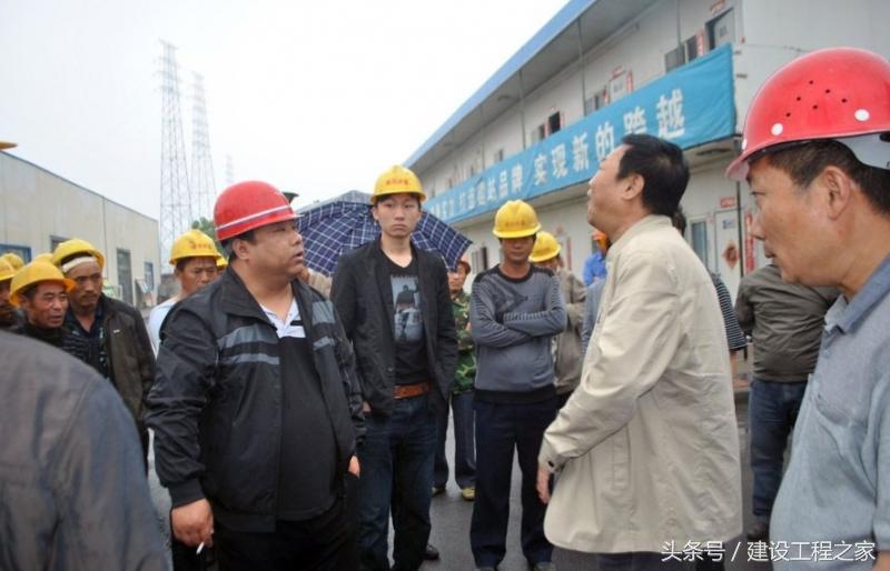 农民工兄弟干什么挣钱,农民工被拖欠工资怎么发不犯法