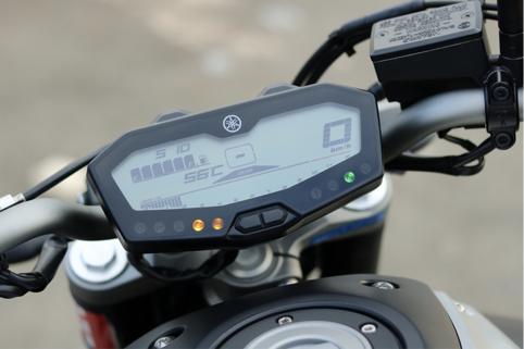 迟来的开箱雅马哈MT-07一万公里心得