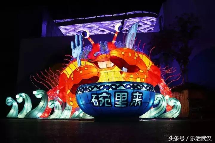 武汉春节新玩法,有一种过年叫宅在家里