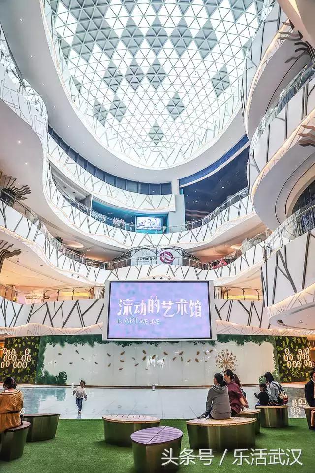 武汉春节新玩法,有一种过年叫宅在家里