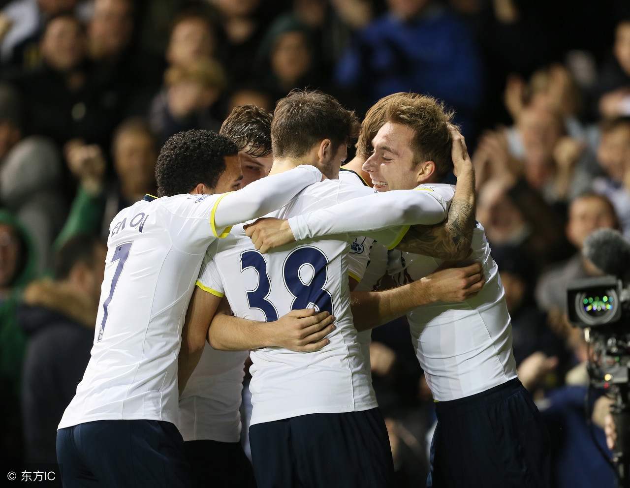 热刺影视表演学院成立了!3跳水2点球成功率远超其他同类学院!