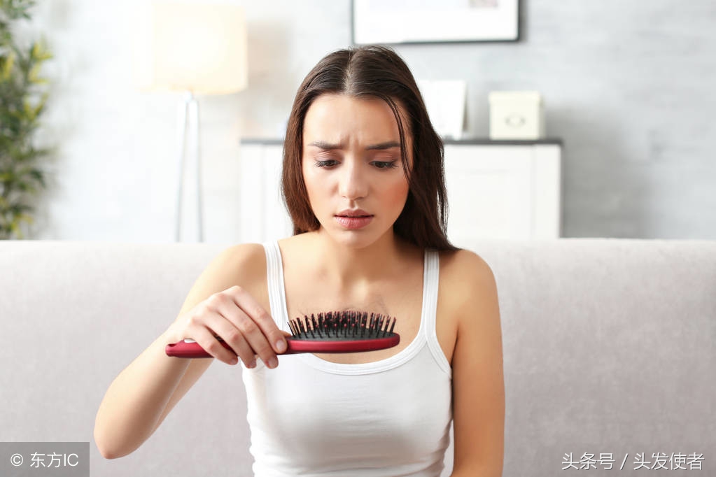 油脂堵塞毛囊导致脱发图片,脱发是因为毛囊油脂茂盛吗