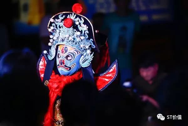 A股狗年大联欢！太有才了！先给导演点个赞！