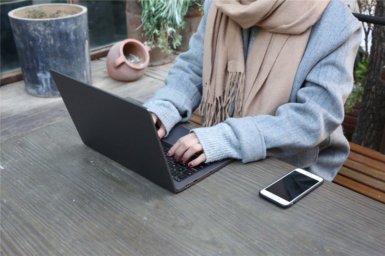 轻薄性能游戏笔记本,小米redmiairdots3pro