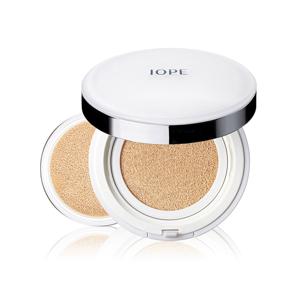 干皮肤用什么气垫，比较保湿又不脱妆呢？