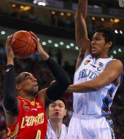 中超或将再现本土混血球员，三大球顶级联赛混血球员集齐都是黑人