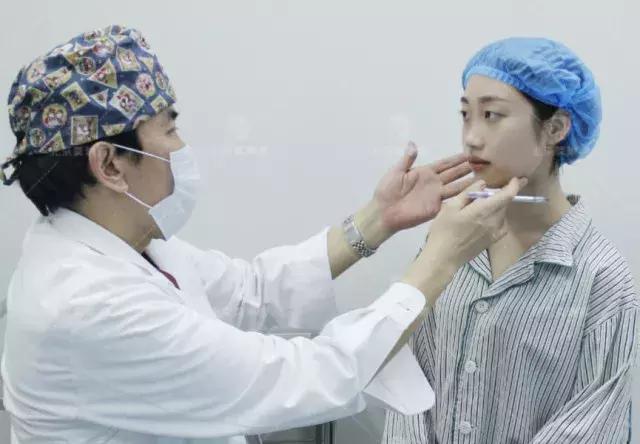 热巴赵丽颖合照,热巴与赵丽颖同框