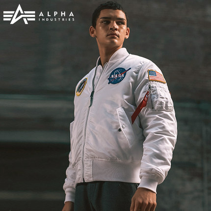 美国进口阿尔法飞行员夹克,alpha夹克是美国的吗