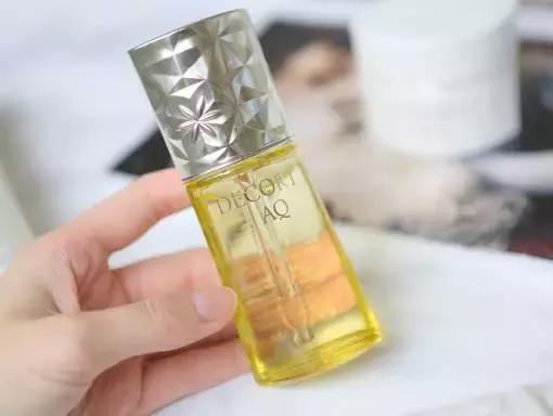 冬季补水补油还是起皮,比冬天补水更重要的补油