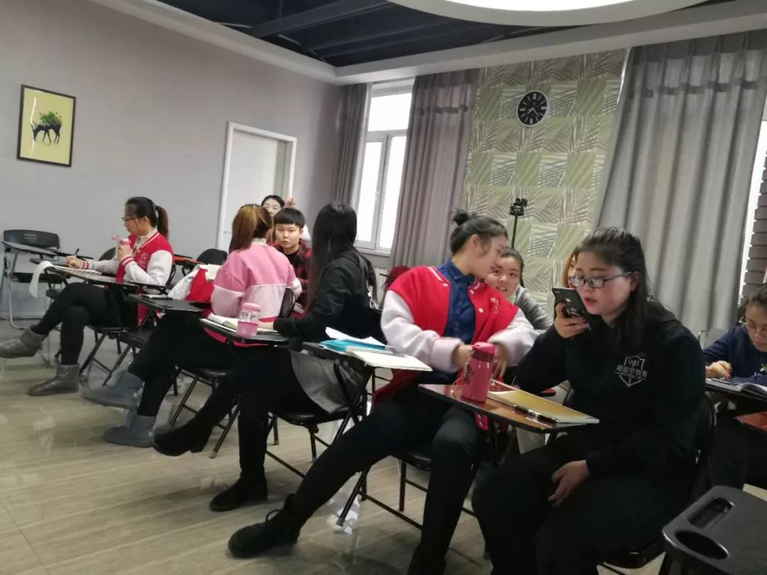 英浦教育中心,英浦教育培训机构