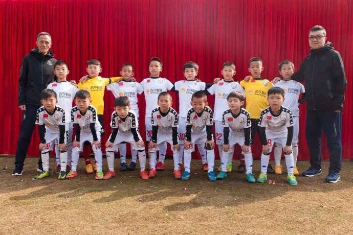 中国足球小将和狼队对决,中国足球小将vs英国狼队完整版