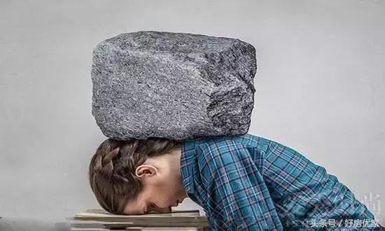 房租需要交满一个季度吗,房租需要每个月提前给吗