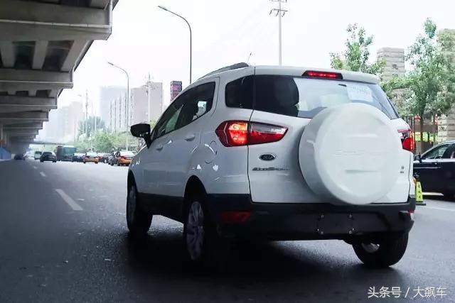 蜡烛灯+糟糕双离合，翼搏简直是廉价货里的“廉价机”！