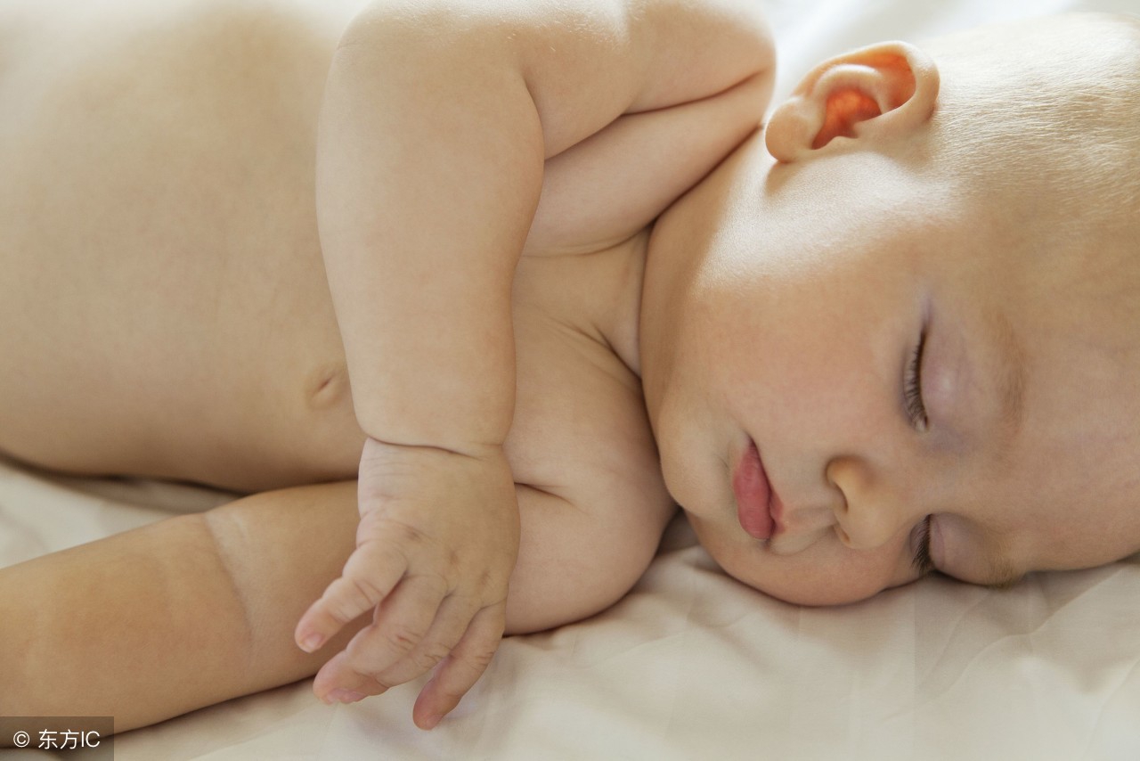 宝宝晚上总睡不安稳怎么回事,宝宝夜里睡不好觉什么原因