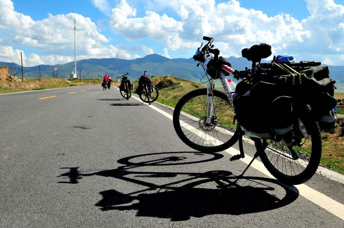 骑行爱好者拥有几台机车合适,适合新手的骑行路线