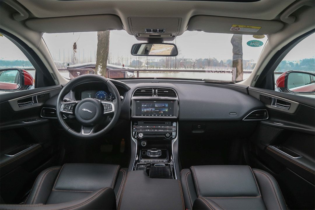 新款捷豹xel赛道,24款捷豹xel试驾体验