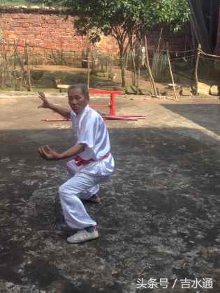 渐行渐远的老油坊图片,渐行渐远的国企老职工