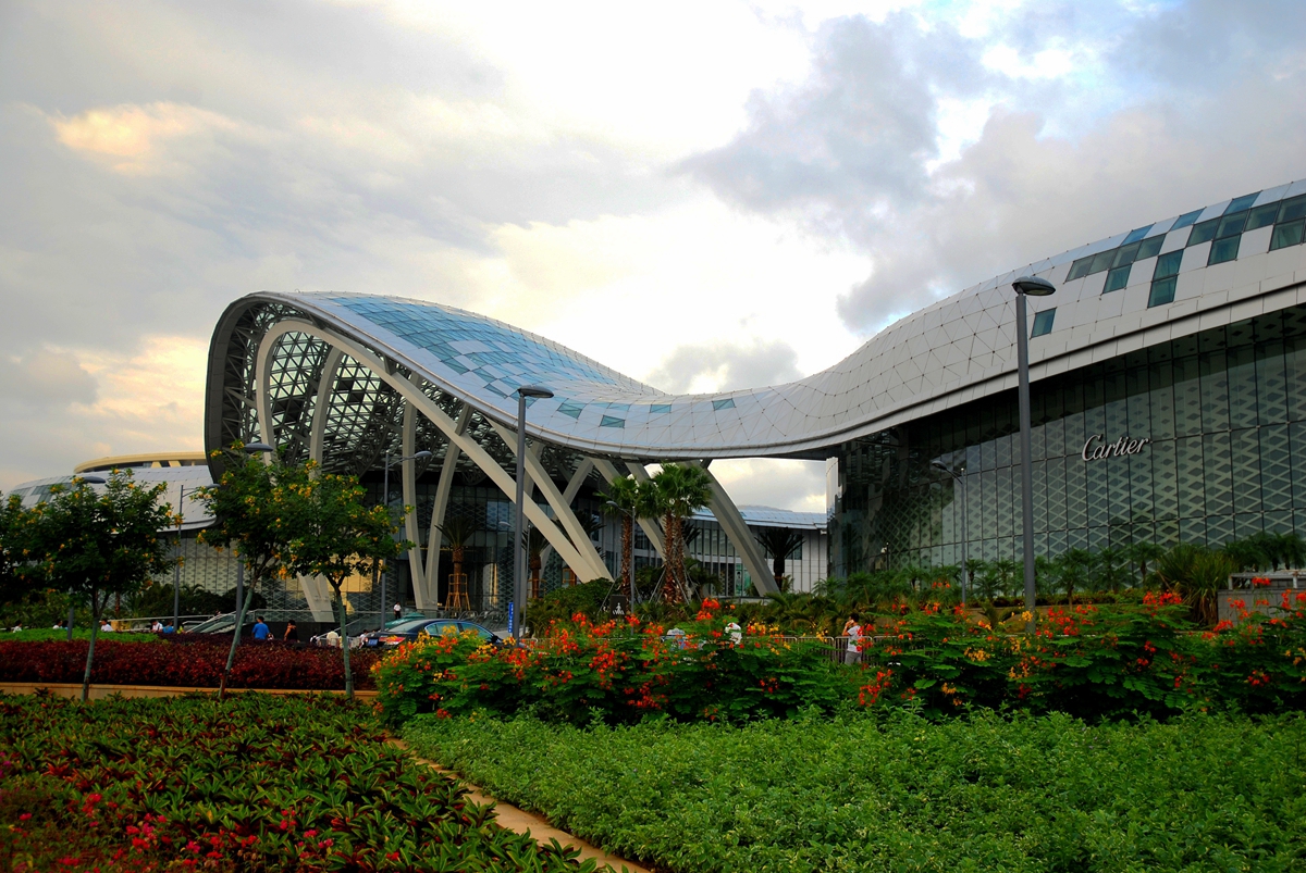 三亚免税店专车接送,三亚免税店免费接送