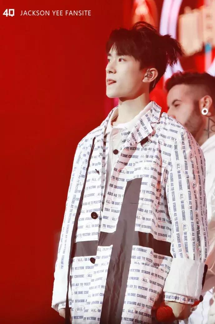 魔法城堡tfboys易烊千玺solo,易烊千玺个人舞台solo舞蹈