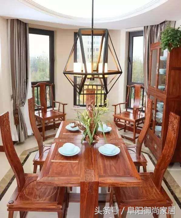 荣麟京瓷红木家居馆,荣麟京瓷是红木吗