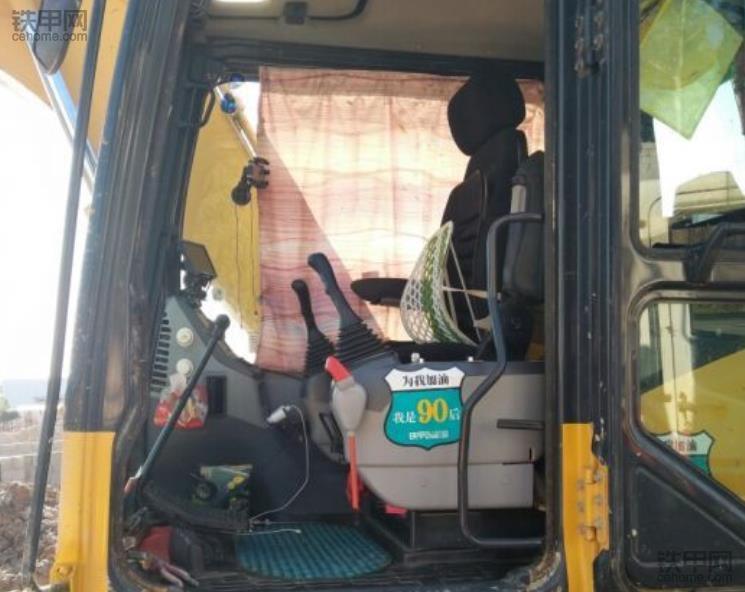 小松pc01一小时能挖多少方土,小松360一天可以挖多少米管沟