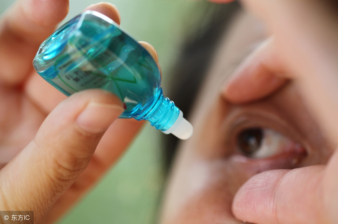 眼睛里好多飞蚊症是怎么回事,眼睛有黑影飘动是飞蚊症怎么治疗