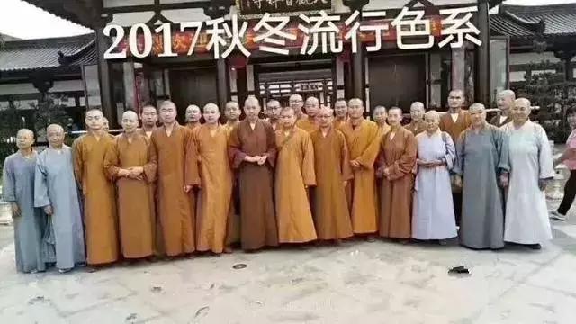 刘雯最美的十种穿搭,刘雯的随性穿搭