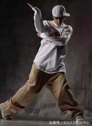 不减震易搭配怎么跳街舞?街舞必备5款鞋!